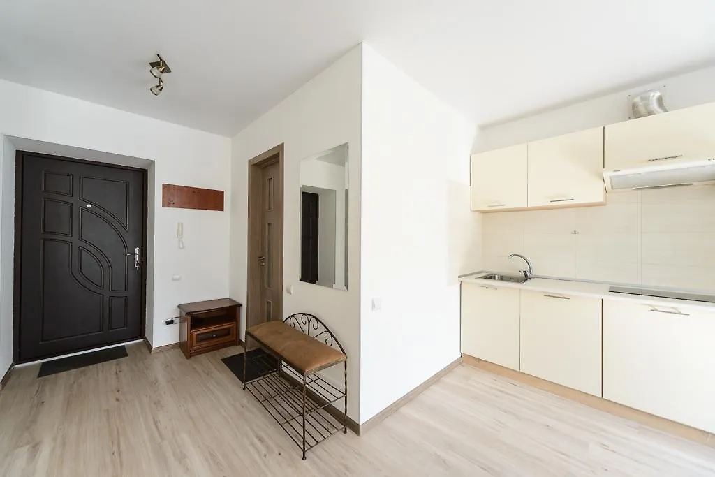Comfortable Apartment Near Airport Zhulyny Киев